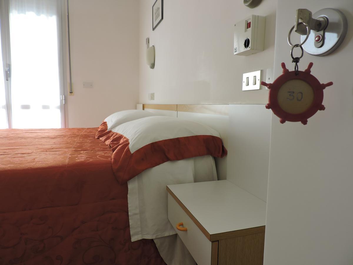 Albergo Sabrina Rimini Exterior foto